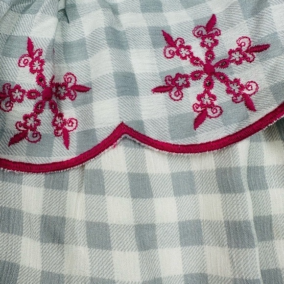 Jessica Simpson Ruffled Romper Gray Check Patten With Pink Embroidery Size 18m - Picture 3 of 4